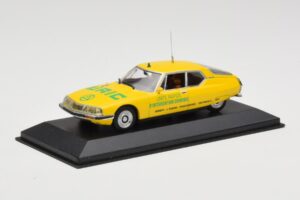 Citroen SM Maserati Unite Rapide d'Intervention Chimique Minichamps 1:43 400111091 Metall – Bild 2 von 4
