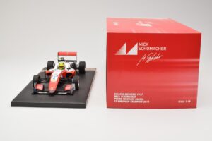 Dallara Mercedes F317 #4 M. Schumacher Prema Theodore Racing European F3 Champion 2018 Minichamps 1:18 517181804 Metall – Bild 6 von 6