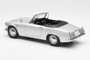 Datsun Fairlady 2000 SR311 Roadster Silber AUTOart 1:18 77432 Metall – Bild 7 von 8