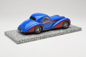 Delahaye Type 145 V12 Coupe Blau Rot Minichamps 1:18 107116121 Resin – Bild 2 von 6