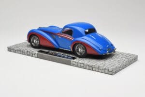 Delahaye Type 145 V12 Coupe Blau Rot Minichamps 1:18 107116121 Resin – Bild 5 von 6