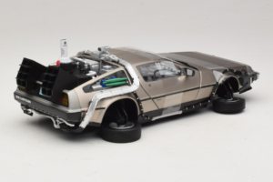 DeLorean DMC-12 Back to the Future Time Machine Sun Star 1:18 2710 Metall – Bild 2 von 6
