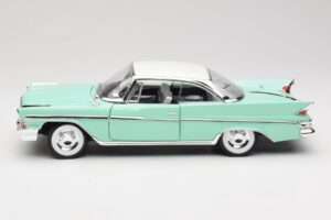 DeSoto Adventurer Grün Road Signature 1:18 92738-R1 Metall – Bild 4 von 8