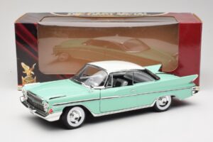DeSoto Adventurer Grün Road Signature 1:18 92738-R1 Metall – Bild 8 von 8