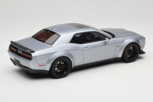 Dodge Challenger SRT Hellcat Redeye Silber GT Spirit 1:18 GT226 Resin – Bild 2 von 6