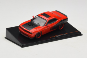 Dodge Challenger SRT8 Rot IXO 1:43 CLC597N Metall – Bild 2 von 4