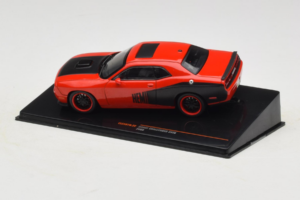 Dodge Challenger SRT8 Rot IXO 1:43 CLC597N Metall – Bild 3 von 4