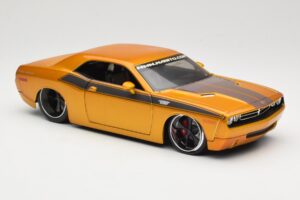 Dodge Challenger Concept Gold Maisto 1:18 31320 Metall – Bild 6 von 8