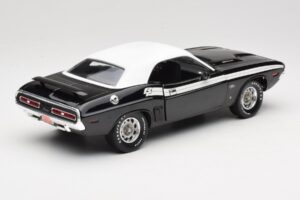 Dodge Challenger R/T Schwarz & Weiss ERTL 1:18 36549 Metall – Bild 3 von 8