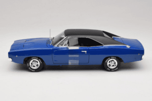 Dodge Charger Christine Film-Auto Auto World 1:18 AWSS111/06 Metall – Bild 4 von 8
