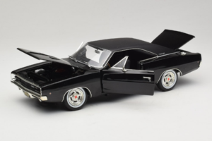 Dodge Charger R/T Steve McQueen Bullitt Movie Greenlight 1:18 12839 Metall – Bild 2 von 8