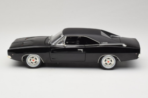 Dodge Charger R/T Steve McQueen Bullitt Movie Greenlight 1:18 12839 Metall – Bild 4 von 8