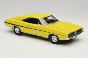 Dodge Charger R/T Gelb Dirty Mary Crazy Larry Auto World 1:18 AWSS101/06 Metall – Bild 6 von 8