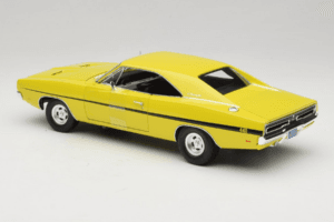 Dodge Charger R/T Gelb Dirty Mary Crazy Larry Auto World 1:18 AWSS101/06 Metall – Bild 7 von 8
