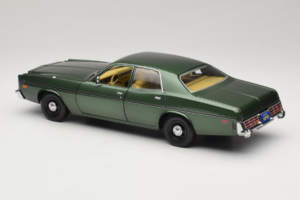 Dodge Monaco Grün Hunter GreenLight 1:18 19045 Metall – Bild 7 von 8