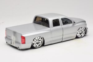 Dodge Ram Tuned Silber Jada 1:18 63162-SM Metall – Bild 3 von 8