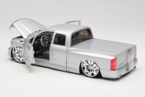 Dodge Ram Tuned Silber Jada 1:18 63162-SM Metall – Bild 5 von 8