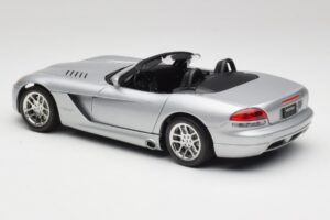 Dodge Viper SRT-10 Bright Silber Bburago 1:18 34908 Metall – Bild 7 von 8