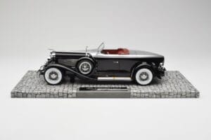 Duesenberg Model J Torpedo Disappearing Top Convertible Coupe Silber Schwarz Minichamps 1:18 107150431 Resin – Bild 3 von 6