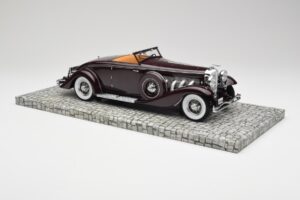 Duesenberg SJN Convertible Coupe Burgund Minichamps 1:18 107150331 Metall – Bild 6 von 6