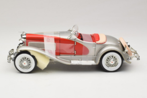 Duesenberg SJ Clark Gable's Car Silber Rot ERTL 1:18 7962 Metall – Bild 3 von 6
