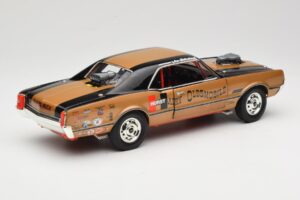 Oldsmobile 442 Hurst Hairy Olds Twin-Engine 4WD 1966 Highway 61 1:18 50089 Metall – Bild 3 von 8