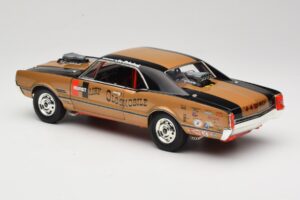 Oldsmobile 442 Hurst Hairy Olds Twin-Engine 4WD 1966 Highway 61 1:18 50089 Metall – Bild 7 von 8