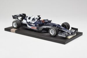 AlphaTauri AT02 #22 Y. Tsunoda Bahrain GP 2021 Minichamps 1:18 117210122 Metall – Bild 4 von 6