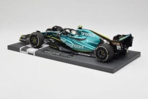Aston Martin AMR22 Aramco #5 S. Vettel Abu Dhabi GP 2022 Last Race Collector's Edition Minichamps 1:18 117222205 Resin – Bild 5 von 7