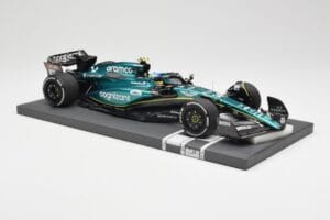 Aston Martin AMR23 #14 F. Alonso 3rd Place Saudi Arabian GP 2023 Minichamps 1:18 117230214 Metall – Bild 4 von 7