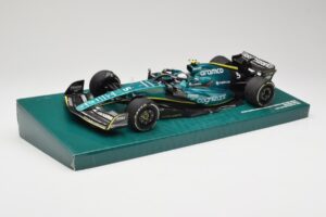 Aston Martin AMR22 #5 S. Vettel Last Race Abu Dhabi GP 2022 Minichamps 1:18 147222205 Resin – Bild 2 von 7