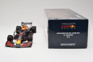 Aston Martin Red Bull Racing RB15 #33 M. Verstappen F1 2019 Minichamps 1:18 110190033 Metall – Bild 6 von 7
