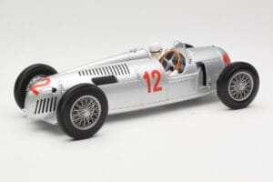 Auto Union Type C #12 H. Stuck Hungarian GP Budapest 1936 Minichamps 1:18 155361012 Metall – Bild 2 von 6