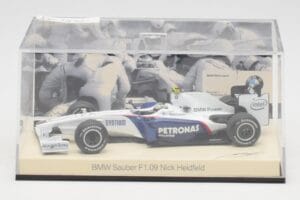 BMW Sauber F1.09 #6 N. Heidfeld F1 2009 v2 Minichamps 1:43 80422155795 Metall – Bild 5 von 5