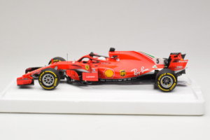 Ferrari SF71-H #5 S. Vettel Australian GP Winner 2018 BBR 1:18 BBR181805 Metall – Bild 3 von 7
