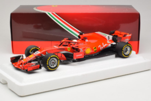 Ferrari SF71-H #5 S. Vettel Australian GP Winner 2018 BBR 1:18 BBR181805 Metall – Bild 7 von 7
