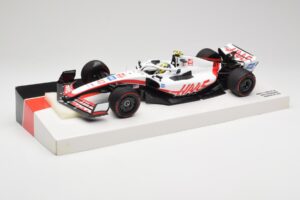 Haas VF-22 #47 M. Schumacher Bahrain GP 2022 Minichamps 1:18 147220147 Metall – Bild 2 von 7