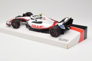 Haas VF-22 #47 M. Schumacher Bahrain GP 2022 Minichamps 1:18 147220147 Metall – Bild 5 von 7