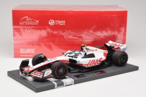 Haas VF-22 #47 M. Schumacher Brazilian GP 2022 Minichamps 1:18 117222147 Resin – Bild 7 von 7