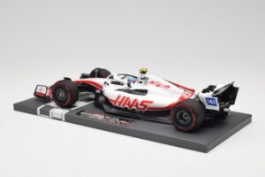 Haas VF-22 #47 M. Schumacher British GP 2022 Minichamps 1:18 117221047 Resin – Bild 5 von 7