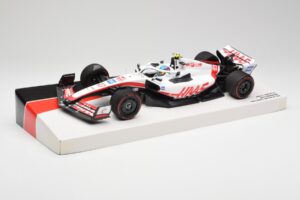 Haas VF-22 #47 M. Schumacher British GP Points 2022 Minichamps 1:18 147221047 Metall – Bild 2 von 6
