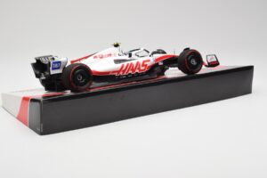 Haas VF-22 #47 M. Schumacher British GP Points 2022 Minichamps 1:18 147221047 Metall – Bild 3 von 6