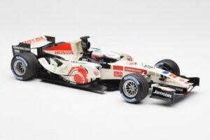 Honda Racing Team RA106 #12 J. Button F1 2006 Minichamps 1:18 100060012 Metall – Bild 4 von 6