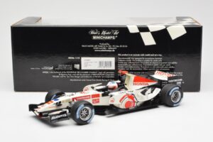 Honda Racing Team RA106 #11 R. Barrichello F1 2006 Minichamps 1:18 100060011 Metall – Bild 6 von 6