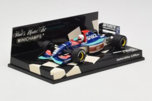 Jordan Hart 192 #32 S. Modena Race Car 1992 Minichamps 1:43 400920032 Metall – Bild 2 von 5