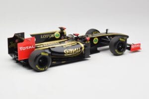 Lotus Renault GP R31 #10 B. Senna F1 2011 Minichamps 1:18 150110079-C1 Metall – Bild 2 von 7