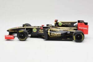 Lotus Renault GP R31 #10 B. Senna F1 2011 Minichamps 1:18 150110079-C1 Metall – Bild 3 von 7