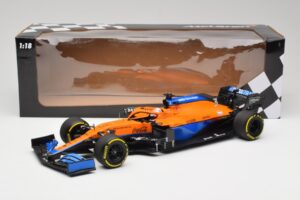 McLaren MCL35M #3 D. Ricciardo Bahrain GP 2021 Minichamps 1:18 530211803 Metall – Bild 7 von 7