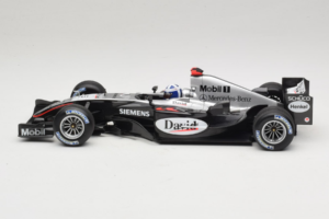 McLaren MP4/19 Mercedes D. Coulthard F1 2004 Minichamps 1:18 530041805 Metall – Bild 3 von 7
