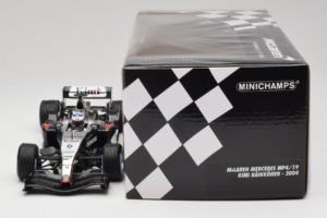McLaren MP4/19 Mercedes K. Raikkonen F1 2004 Minichamps 1:18 530041806 Metall – Bild 6 von 7